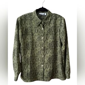Susan Graver Animal Print Peach Skin Big Shirt Side Slits Size Large Green Black